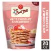 Bob’s Red Mill White Chocolate & Strawberry Pancake Mix, 20oz (Pack of 4) – Just Add Water, Makes 32-40 Pancakes per Bag(White Chocolate Strawberry)